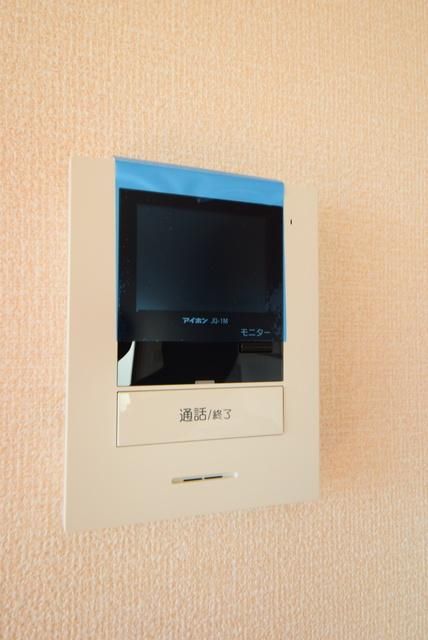 セキュリティ　TVモニター付きインターホン