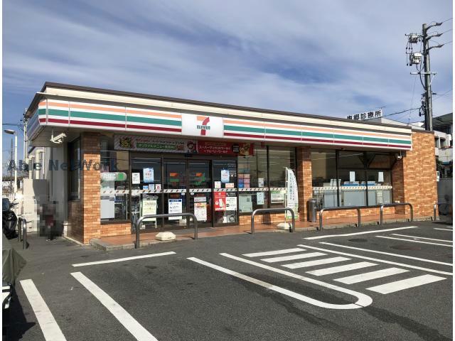 コンビニ　セブンイレブン東郷いこまい館前店（コンビニ）まで444m