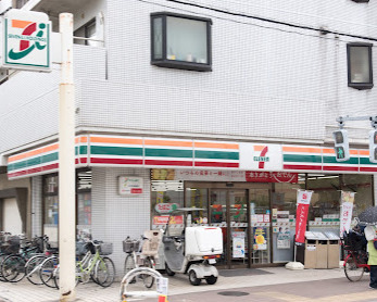 コンビニ　セブンイレブン 江東東砂1丁目店（コンビニ）まで587m