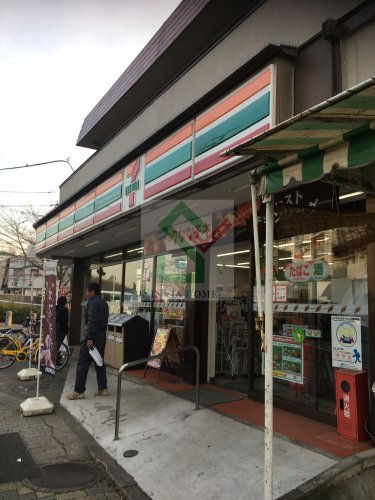 コンビニ　セブンイレブン練馬石神井5丁目店（コンビニ）まで103m