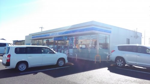 コンビニ　ローソン 岐阜各務原インター店（コンビニ）まで693m
