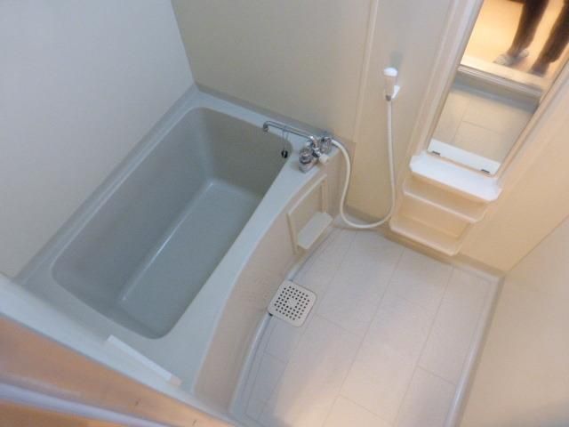 バス・シャワールーム　別部屋参考写真
