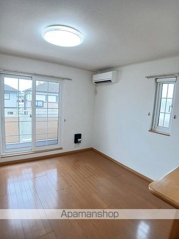ＪＲ山陽本線 倉敷駅 徒歩41分 2階建 築20年の居間写真