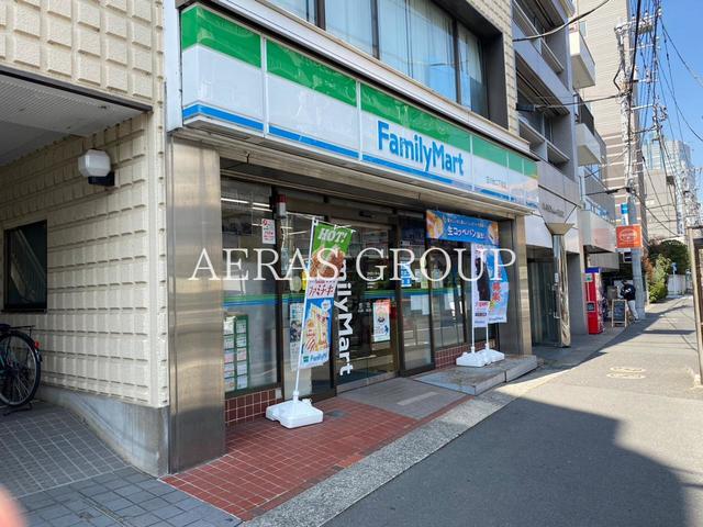 コンビニ　ファミリーマート 玉川台二丁目店（コンビニ）まで239m