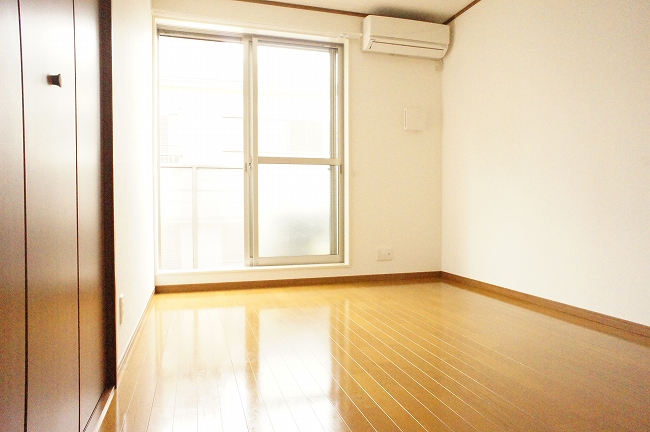 居室・リビング　明るいお部屋です。