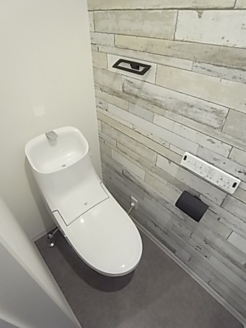 トイレ　シンプルで使いやすいトイレです