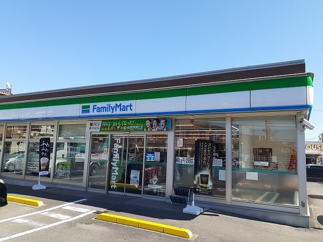 その他　ファミリーマート清武加納店（その他）まで450m