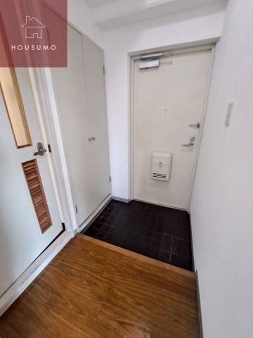 玄関　落ち着いた玄関です
