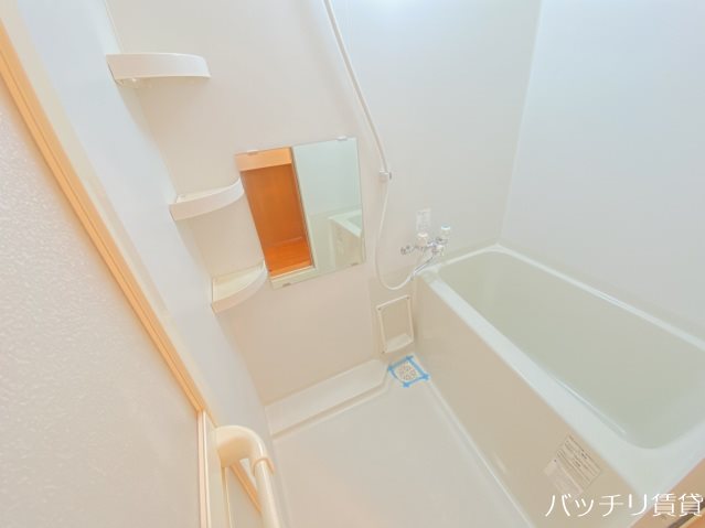 バス・シャワールーム　※別部屋のため現況優先