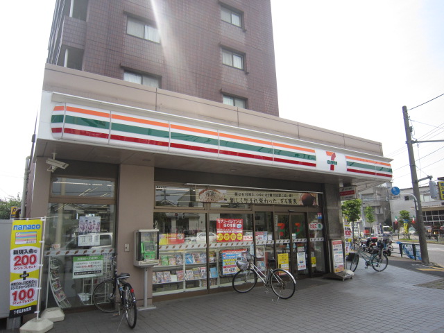 コンビニ　セブンイレブン石神井南店（コンビニ）まで817m
