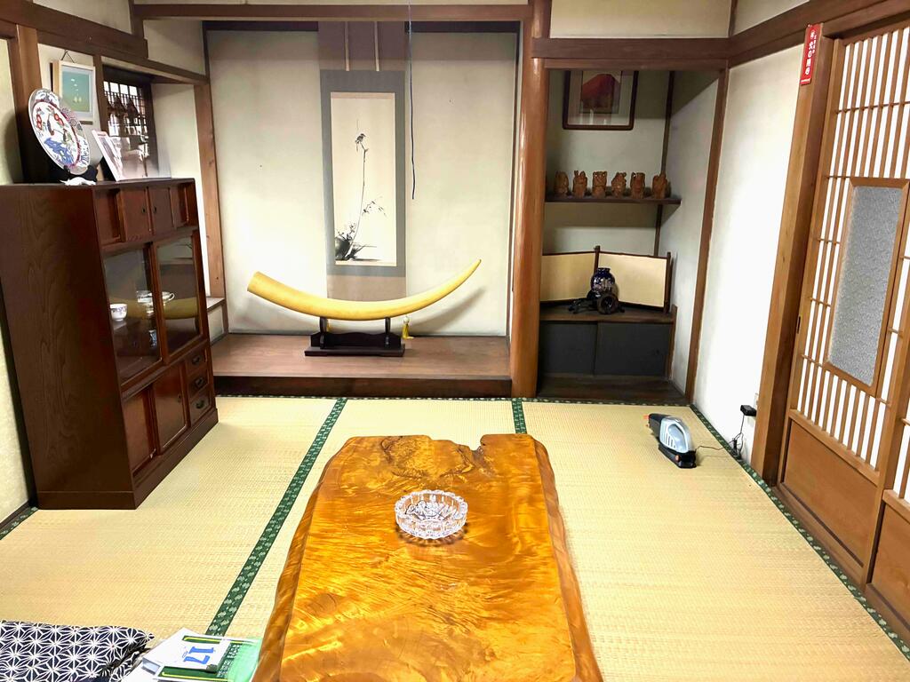 玉島黒崎 戸建ての居間写真