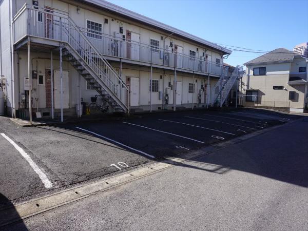 駐車場　駐車場