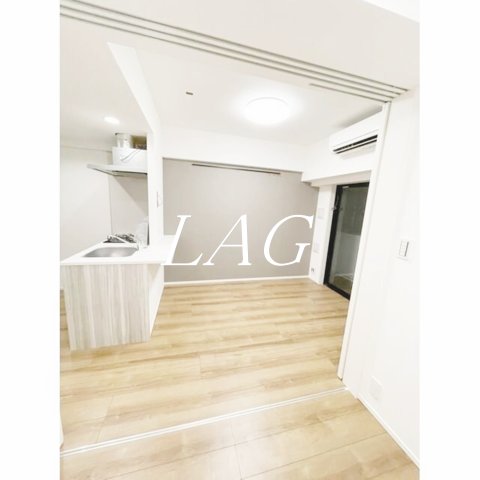 居室・リビング　洋室のお部屋です。