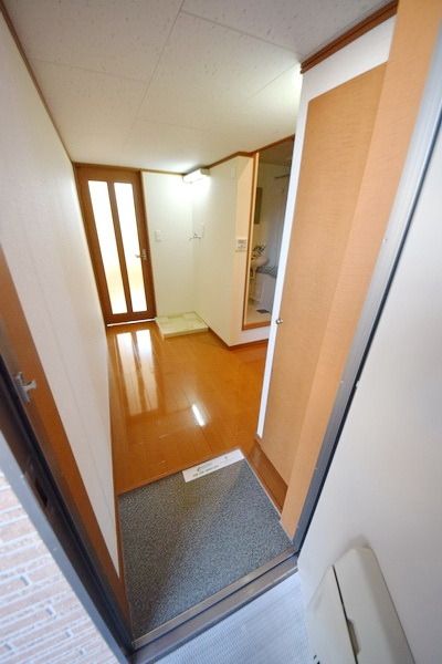 玄関　★お部屋探しは株式会社タウンハウジング東京まで★