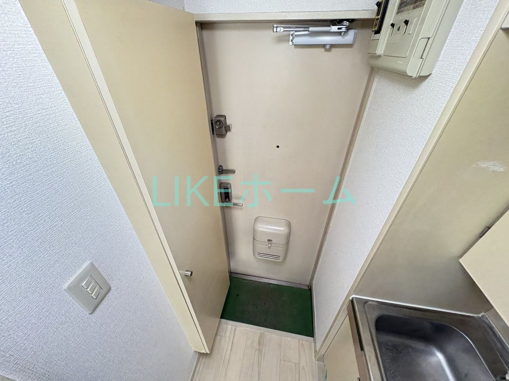 玄関　玄関