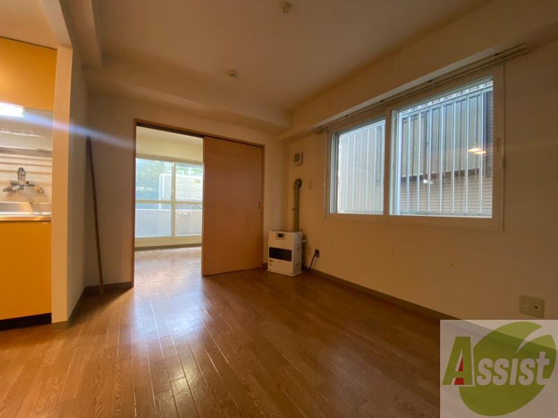 居室・リビング　広くてキレイなお部屋が広がっていて、充実した生活が送れそう。
