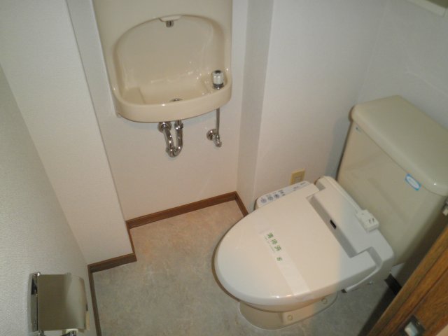 ファミール都島パークサイドのトイレ写真