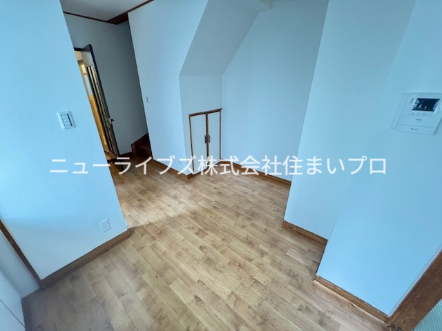 京阪本線 寝屋川市駅 徒歩18分 2階建 築36年の居間写真