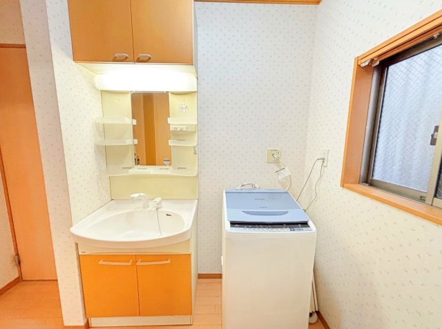 高砂6丁目戸建の内装写真