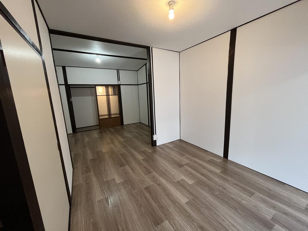 寝屋川市大利町 テラスハウスの居間写真