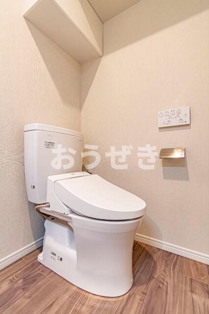 東京メトロ日比谷線 入谷駅 徒歩5分 10階建 築10年のトイレ写真