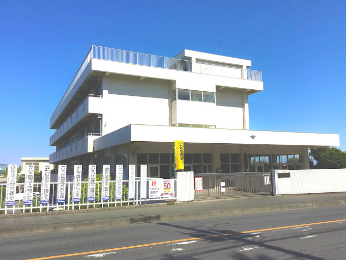小学校　座間市立立野台小学校（小学校）まで587m