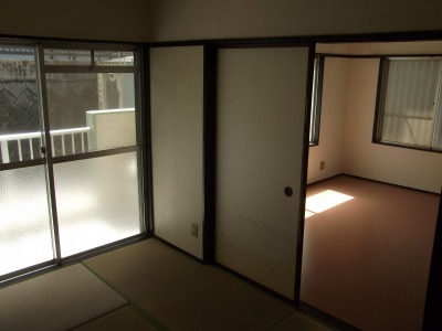 コーポつたの居間写真