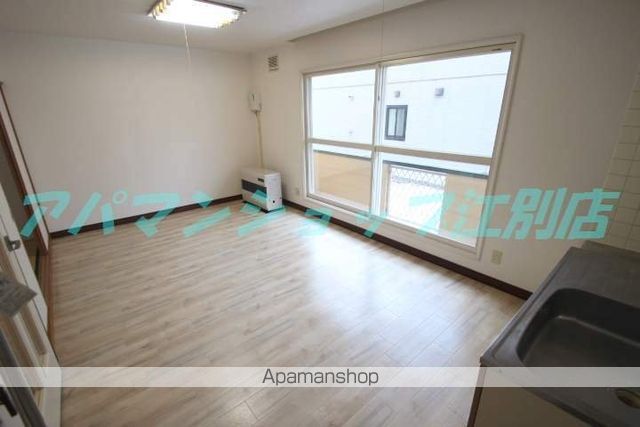 ＪＲ函館本線 野幌駅 徒歩3分 2階建 築38年の居間写真