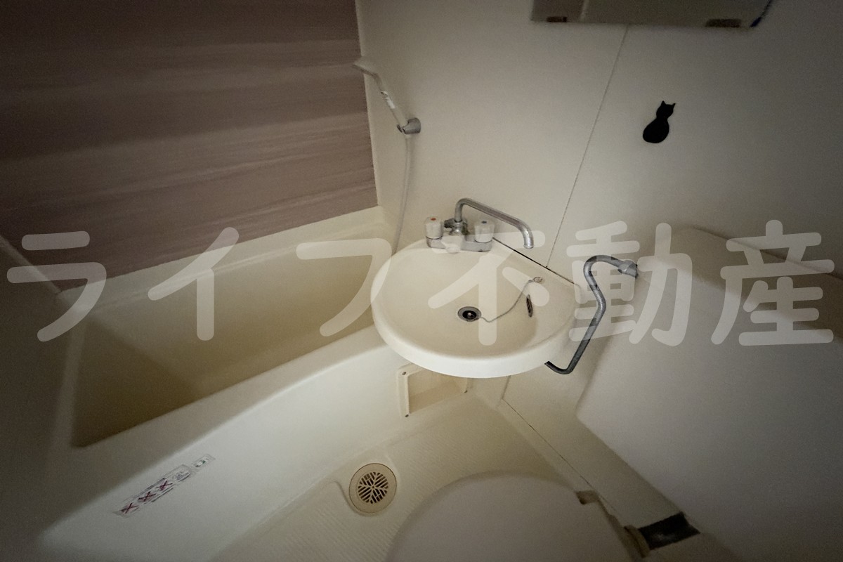 洗面設備　脱衣スペースもあります