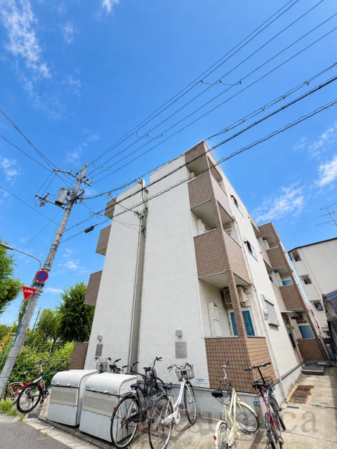 建物外観　インターネット無料で使い放題♪