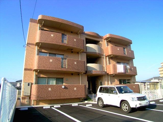 建物外観　2009年4月撮影