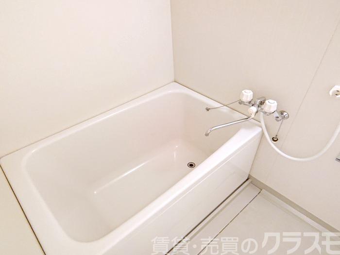 バス・シャワールーム　浴室乾燥機付きバス♪