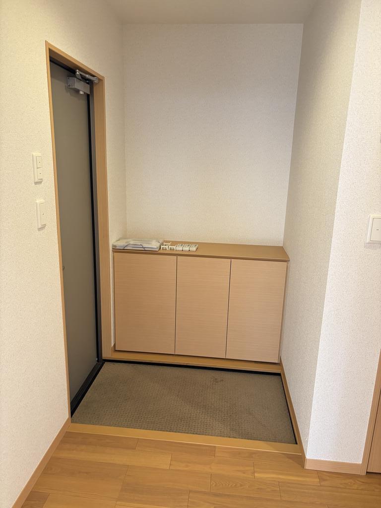 玄関　シューズボックス付き