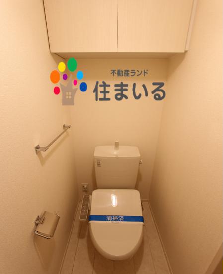 トイレ　※写真は同社同型タイプとなります