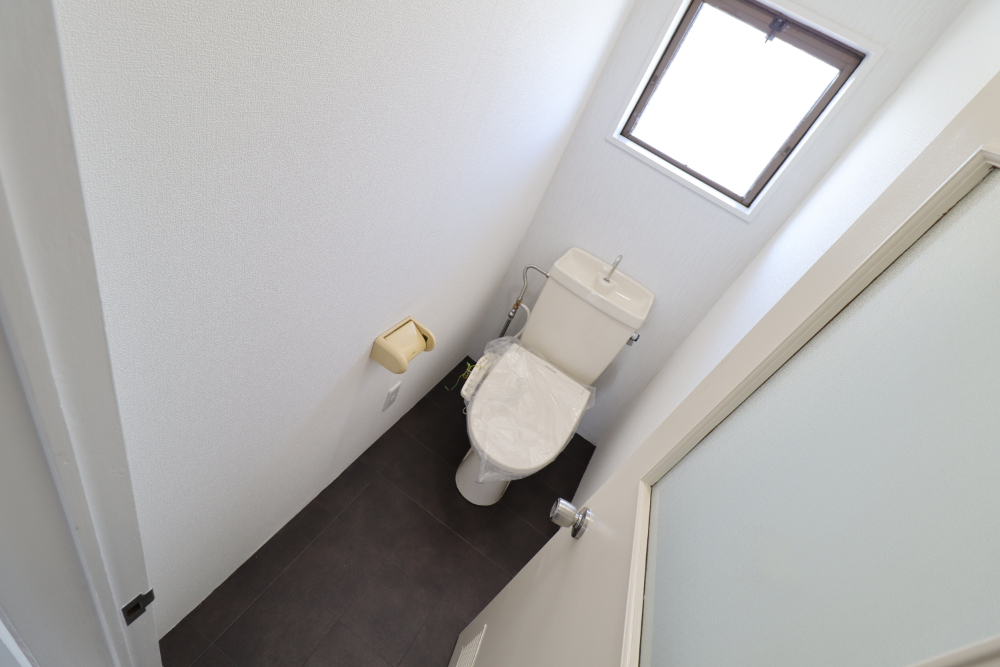 トイレ　ウォシュレットついています