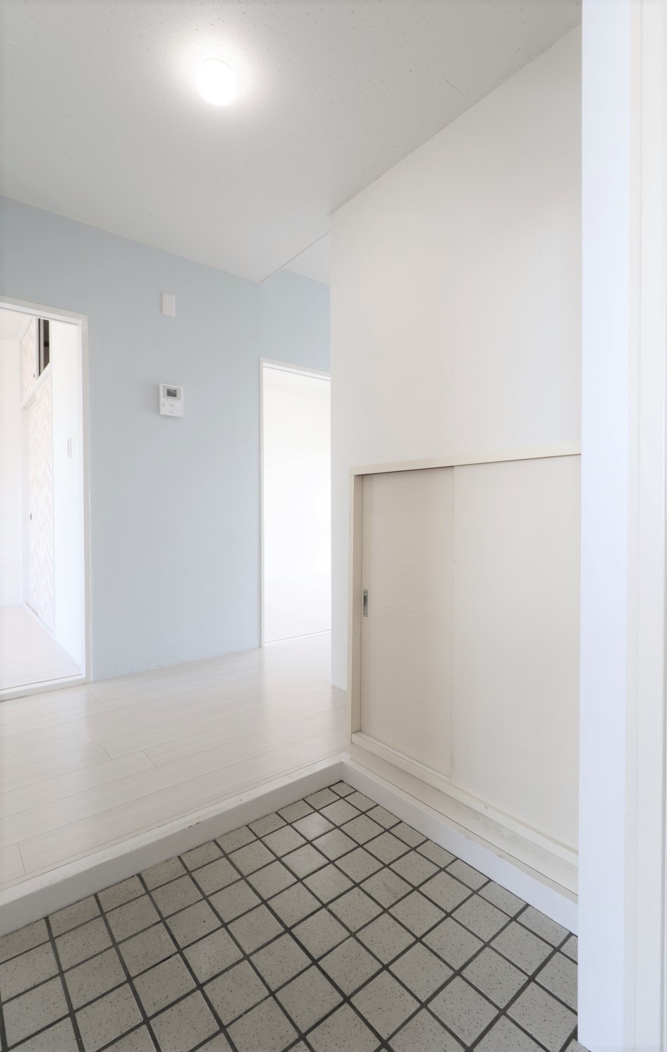 玄関　シューズクロークついています