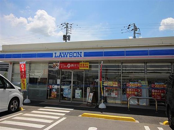 コンビニ　ローソン取手ゆめみ野店（コンビニ）まで855m