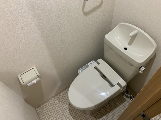 トイレ　トイレ