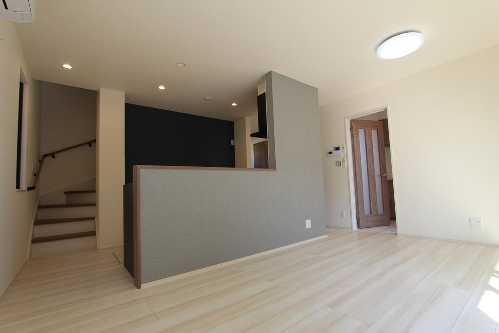 パーチェ六供の建物外観