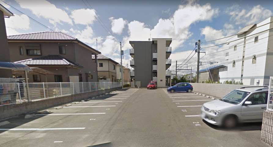 駐車場　駐車場