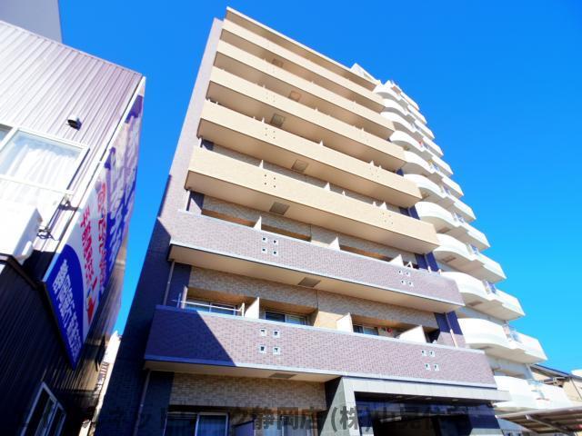 静岡市葵区吉野町のマンションの建物外観