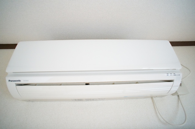 その他設備　エアコン設置済☆オールシーズン快適で面倒な取付作業なし♪