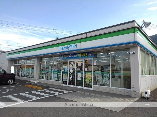 コンビニ　ファミリーマート善通寺大麻町店（コンビニ）まで1000m