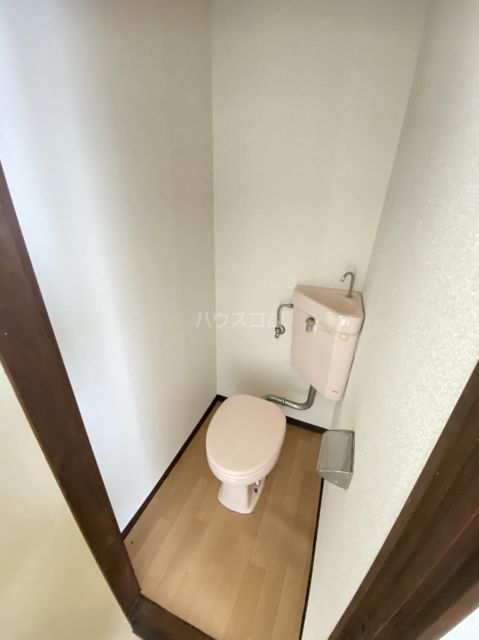 【福岡市東区八田のアパートのトイレ】