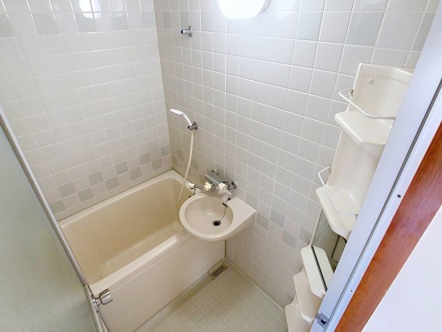 バス・シャワールーム　2025年9月撮影