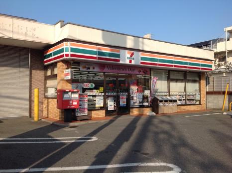 コンビニ　セブンイレブン川崎末長東店（コンビニ）まで68m