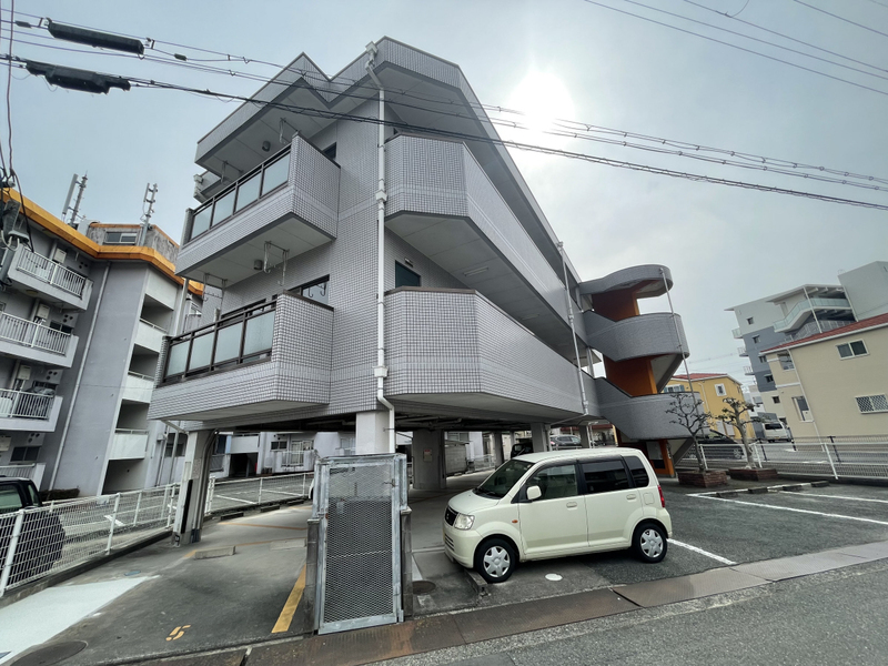 たつの市龍野町日山のマンションの建物外観