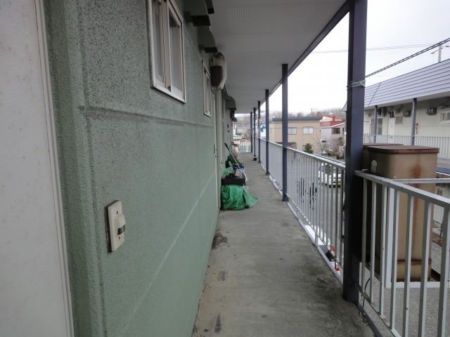 エントランス　玄関前
