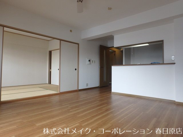 居室・リビング　写真は同型タイプ
