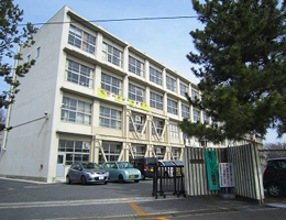 【シャルマン北大路の小学校】